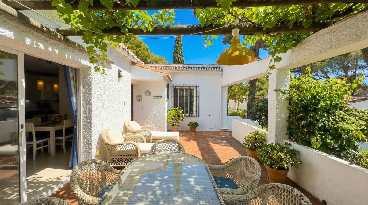 2 soverom Villa til salgs i Mijas med svømmebasseng garasje - € 315 000 (Ref: 9570253)