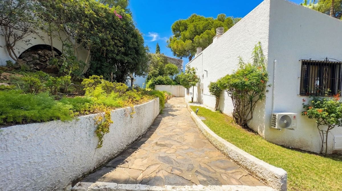 2 soverom Villa til salgs i Mijas med svømmebasseng garasje - € 315 000 (Ref: 9570253)