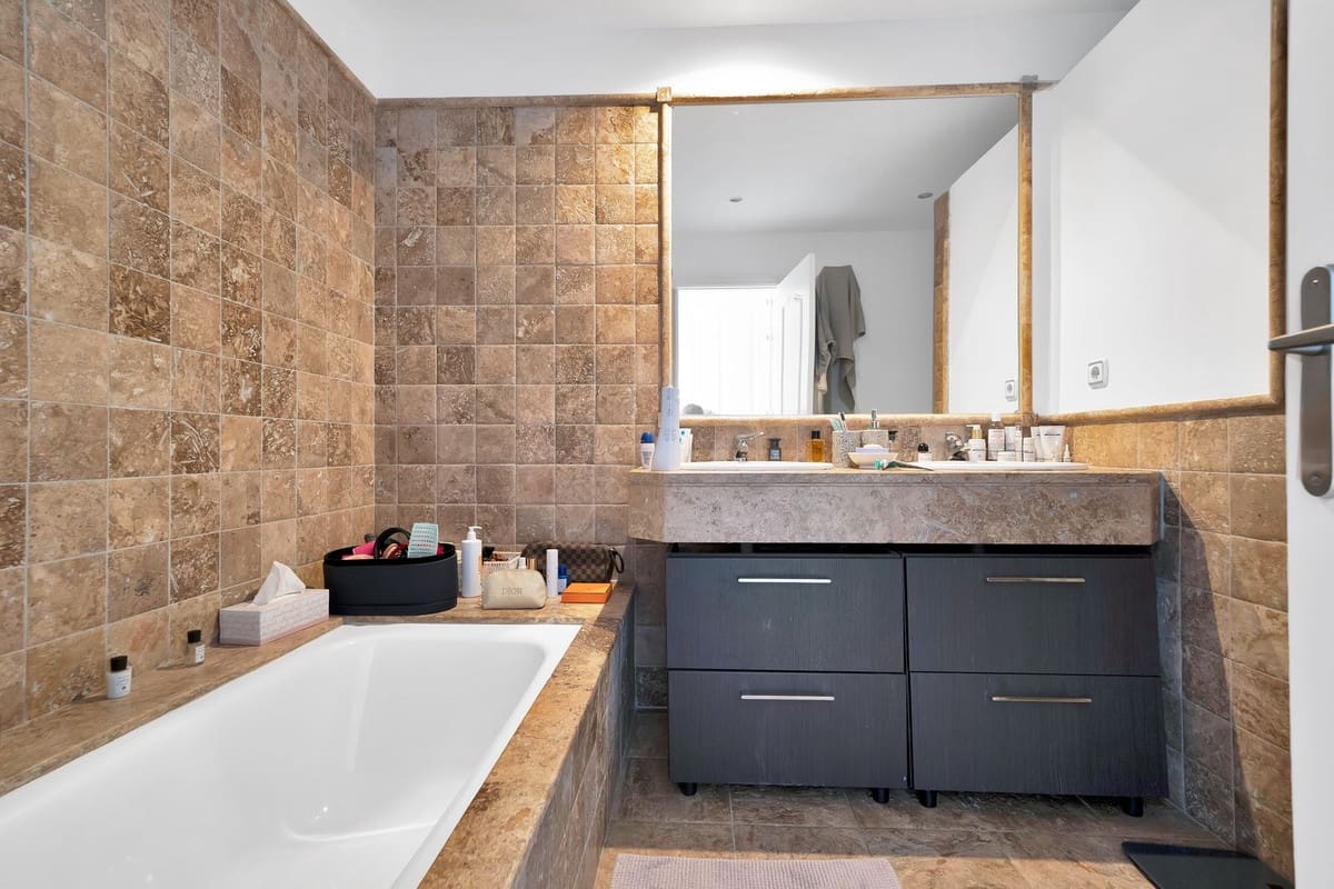 2 quarto Apartamento para venda em Atalaya-Isdabe com piscina garagem - 520 000 € (Ref: 9570254)