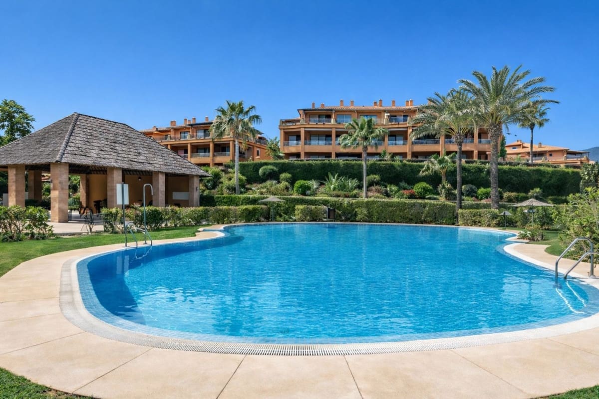 2 quarto Apartamento para venda em Atalaya-Isdabe com piscina garagem - 520 000 € (Ref: 9570254)