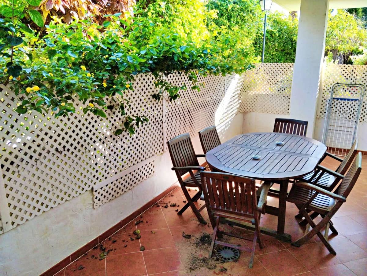 2 bedroom Flat for sale in Marbella with pool - € 450,000 (Ref: 9593182)