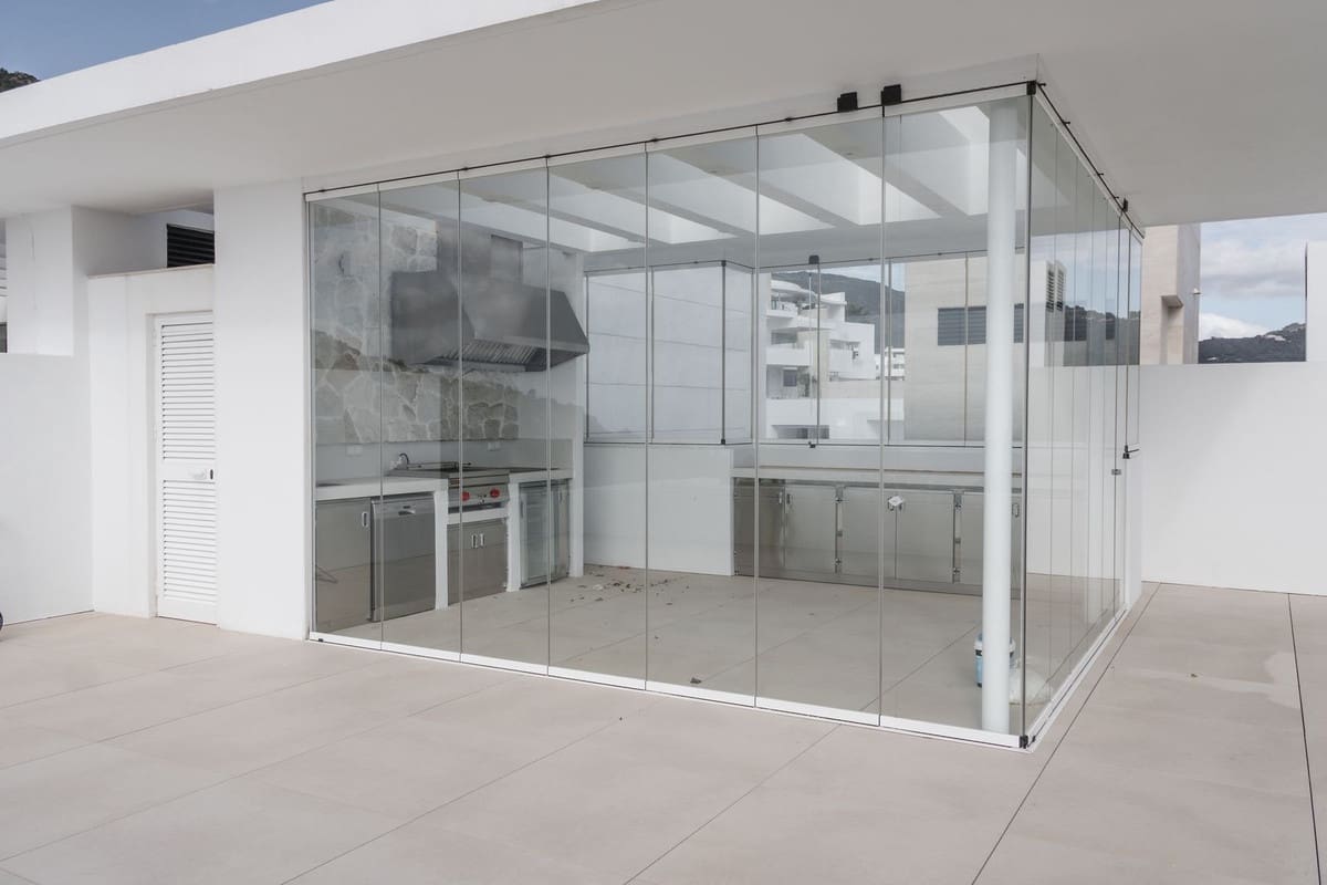 3 Zimmer Wohnung zu verkaufen in Ojen mit Pool - 1.890.000 € (Ref: 9593283)