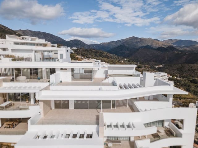 3 Zimmer Wohnung zu verkaufen in Ojen mit Pool - 1.890.000 € (Ref: 9593283)