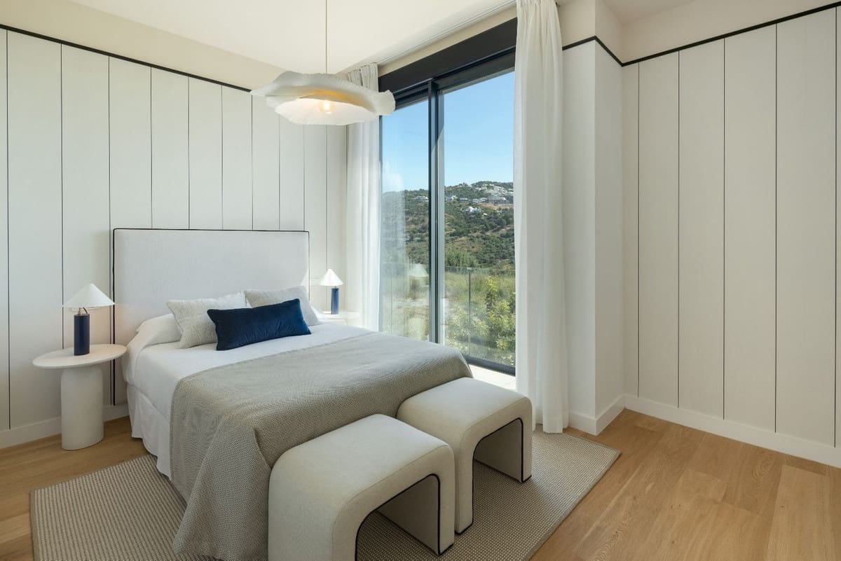 4 quarto Moradia para venda em Marbella com piscina garagem - 1 295 000 € (Ref: 9593286)