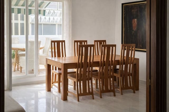 2 bedroom Flat for sale in Ricardo Soriano, Marbella with garage - € 498,000 (Ref: 9597290)