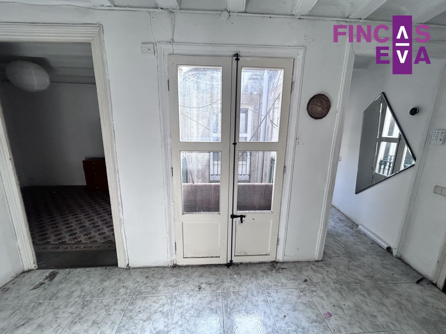 Piso de 4 habitaciones en Barcelona ciudad en venta - 649.000 € (Ref: 9610248)