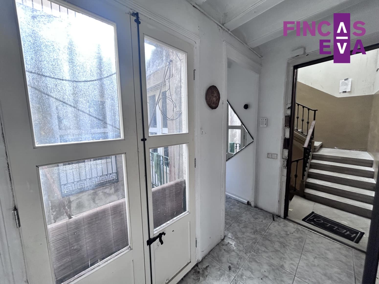 Piso de 4 habitaciones en Barcelona ciudad en venta - 649.000 € (Ref: 9610248)