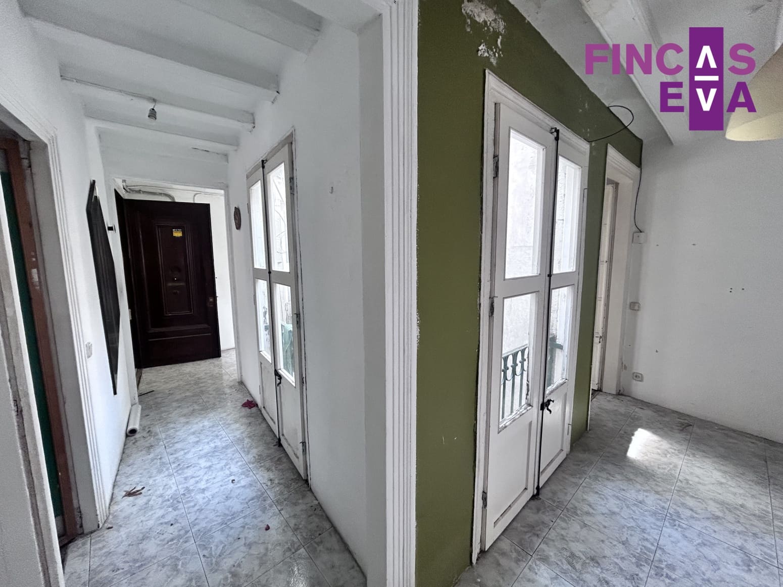 Piso de 4 habitaciones en Barcelona ciudad en venta - 649.000 € (Ref: 9610248)