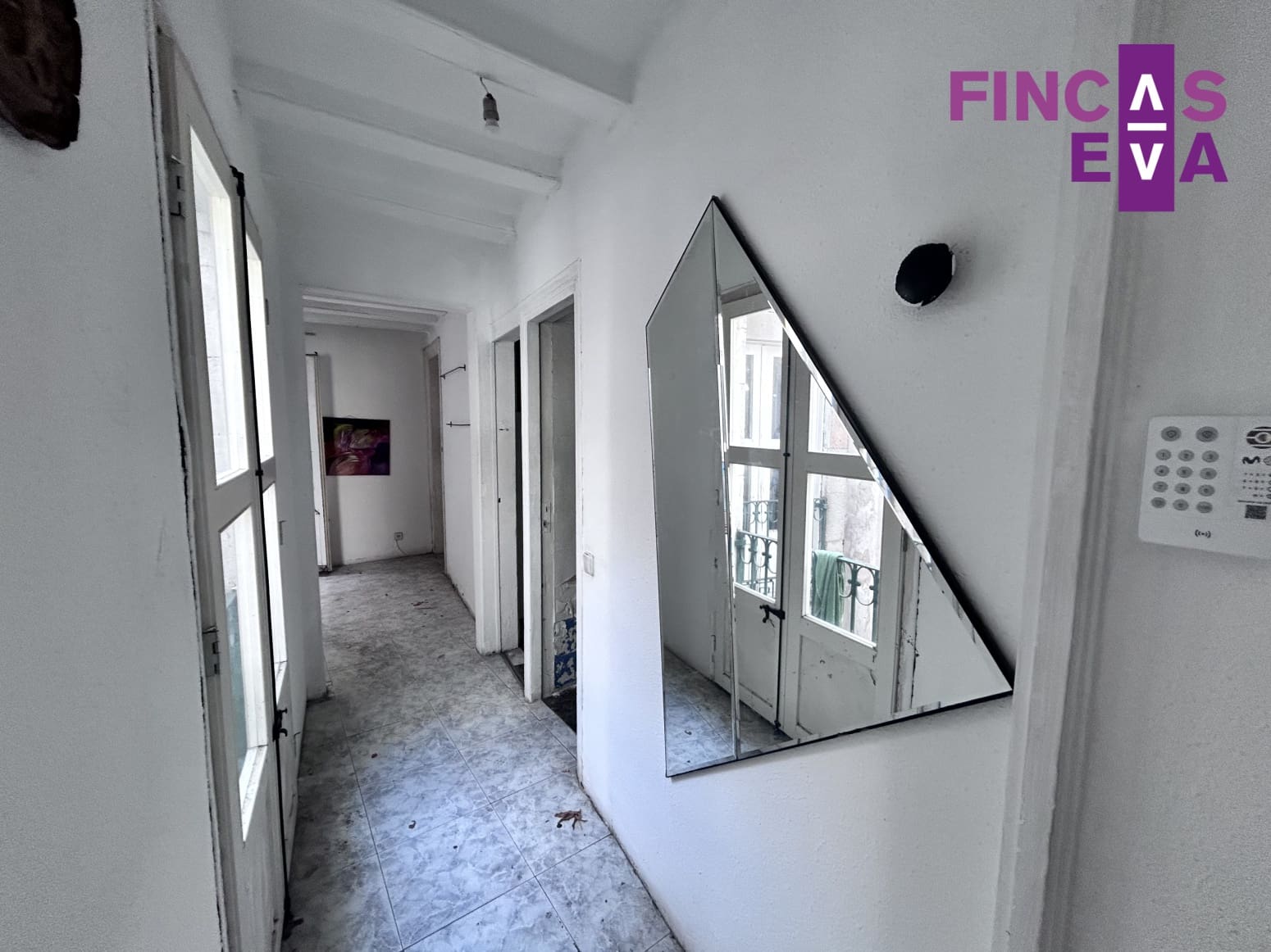 Piso de 4 habitaciones en Barcelona ciudad en venta - 649.000 € (Ref: 9610248)