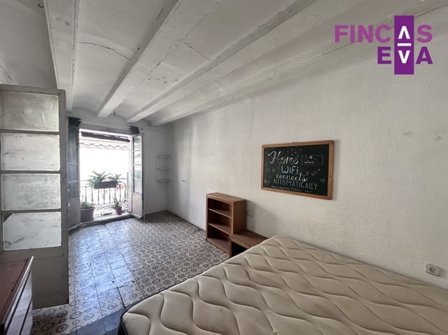 Piso de 4 habitaciones en El Barri Gòtic, Barcelona ciudad en venta - 649.000 € (Ref: 9610248)