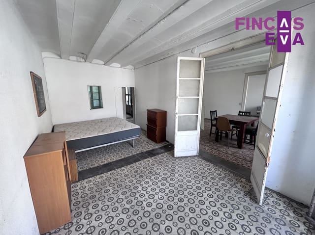Piso de 4 habitaciones en El Barri Gòtic, Barcelona ciudad en venta - 649.000 € (Ref: 9610248)