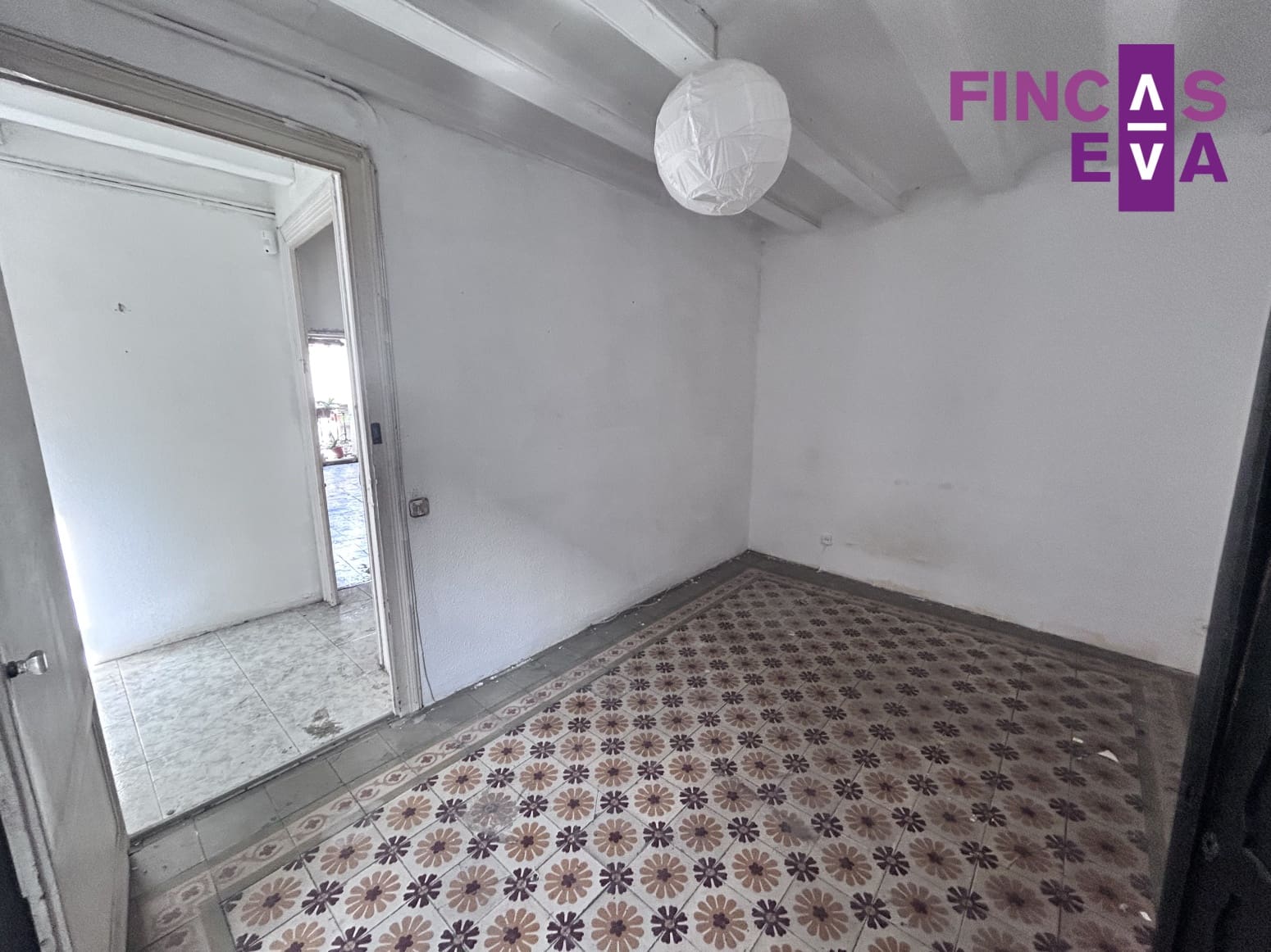 Piso de 4 habitaciones en Barcelona ciudad en venta - 649.000 € (Ref: 9610248)