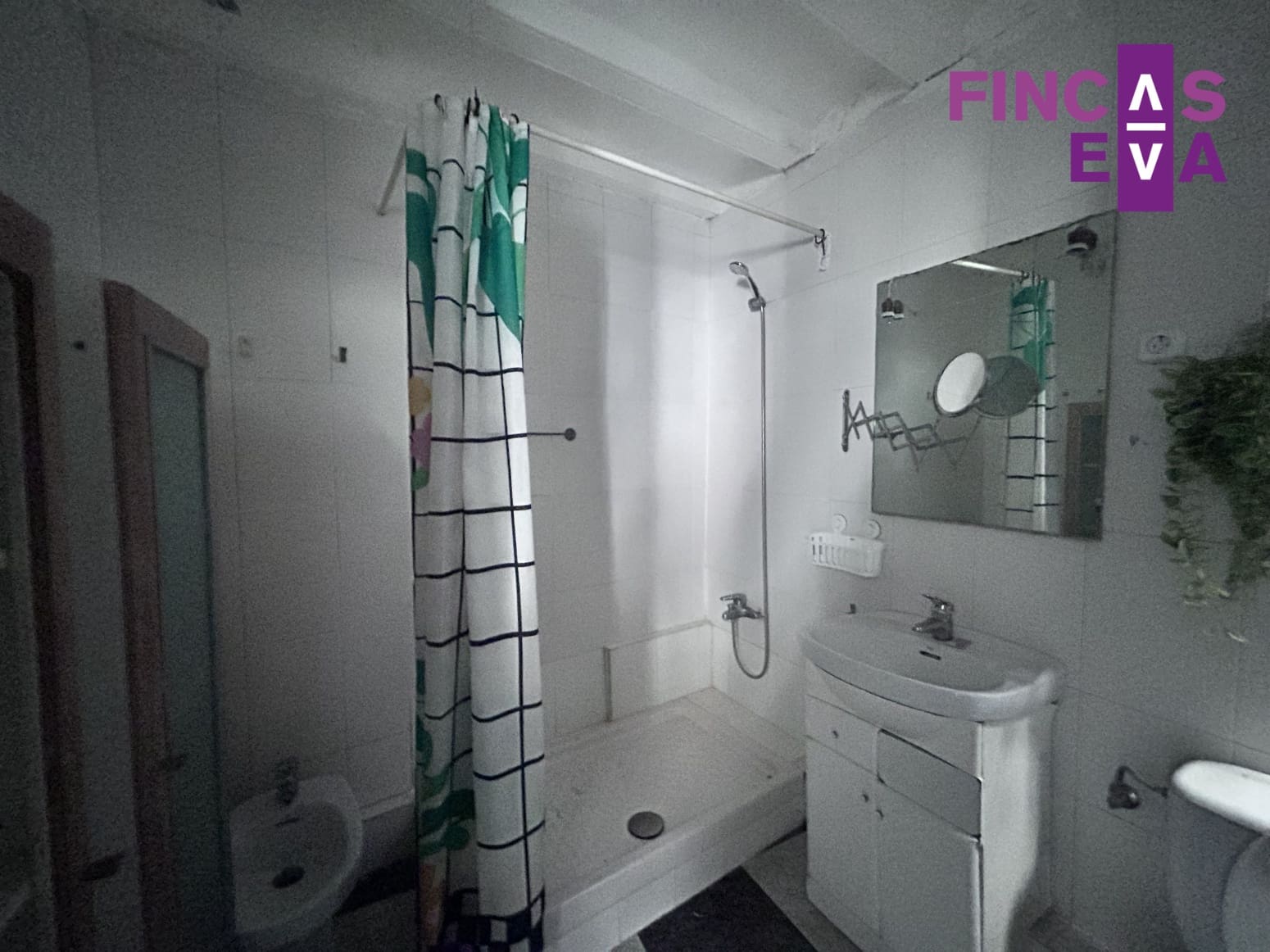 Piso de 4 habitaciones en Barcelona ciudad en venta - 649.000 € (Ref: 9610248)