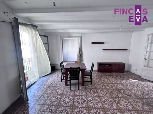 Piso de 4 habitaciones en El Barri Gòtic, Barcelona ciudad en venta - 649.000 € (Ref: 9610248)