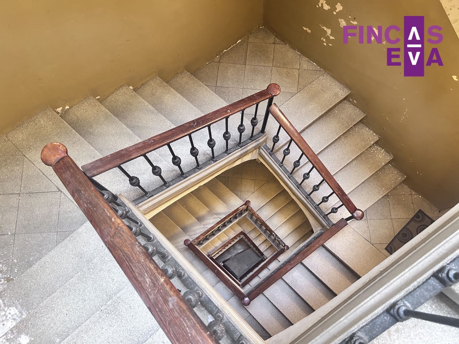 Piso de 4 habitaciones en Barcelona ciudad en venta - 649.000 € (Ref: 9610248)