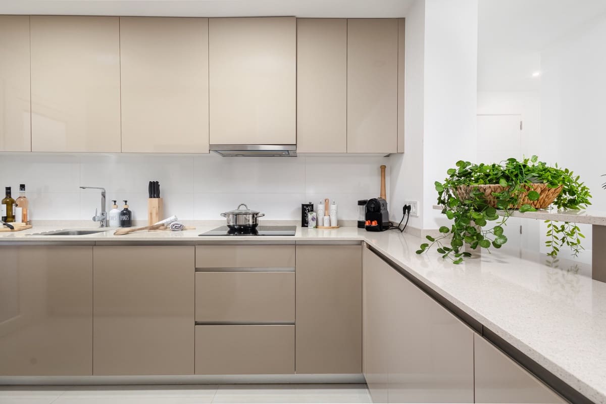 2 chambre Appartement à vendre à Estepona avec piscine - 595 000 € (Ref: 9610249)