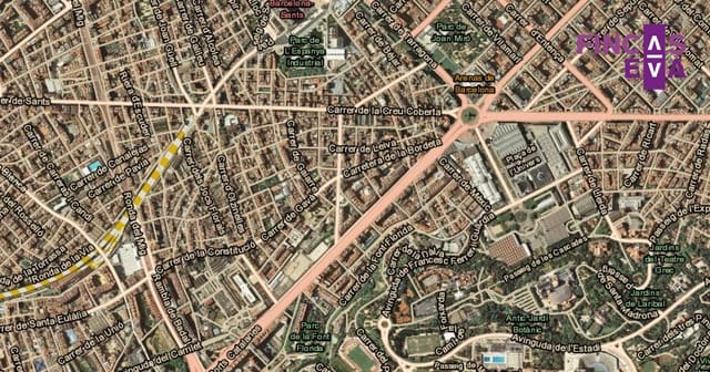 Flat te koop in La Font de la Guatlla, Barcelona stad - € 275.000 (Ref: 9610553)