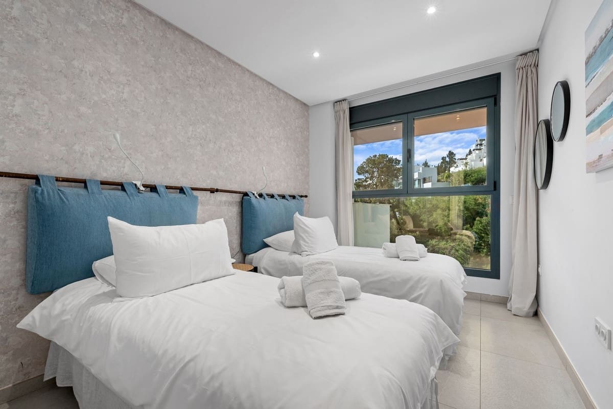 3 sovrum Lägenhet till salu i Benahavis med garage - 675 000 € (Ref: 9610556)