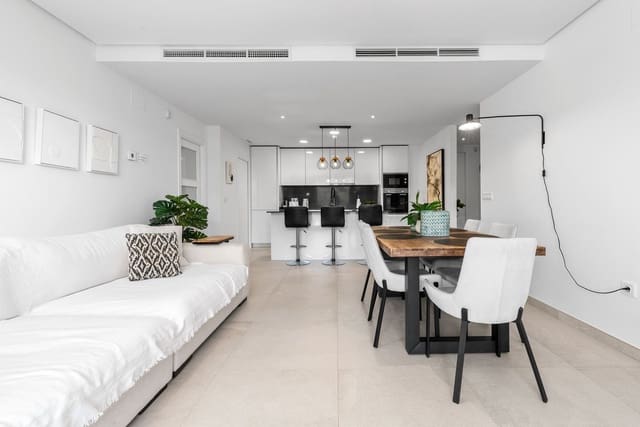 3 sovrum Lägenhet till salu i El Paraíso, Benahavís med garage - 675 000 € (Ref: 9610556)