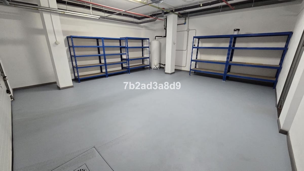 Chalet de 5 habitaciones en Marbella en venta con piscina garaje - 3.000.000 € (Ref: 9610557)