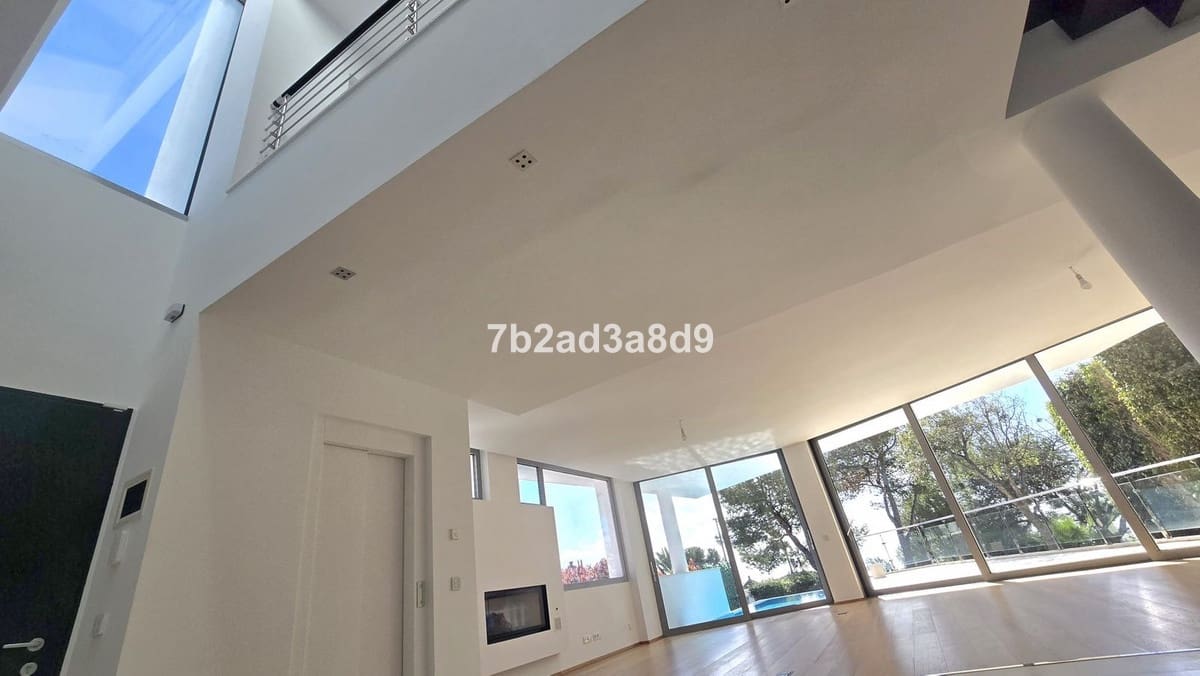 Chalet de 5 habitaciones en Marbella en venta con piscina garaje - 3.000.000 € (Ref: 9610557)