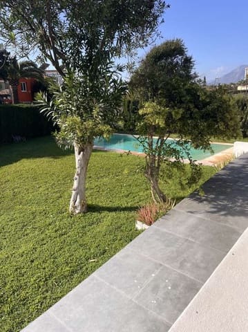 3 quarto Moradia para venda em Las Chapas, Marbella - 3 750 000 € (Ref: 9611936)