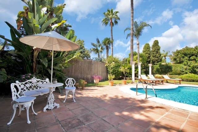 5 soverom Villa til salgs i Nueva Alcántara, Marbella med garasje - € 2 950 000 (Ref: 9611937)