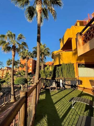 2 bedroom Flat for sale in La Reserva, Marbella with garage - € 345,000 (Ref: 9611938)
