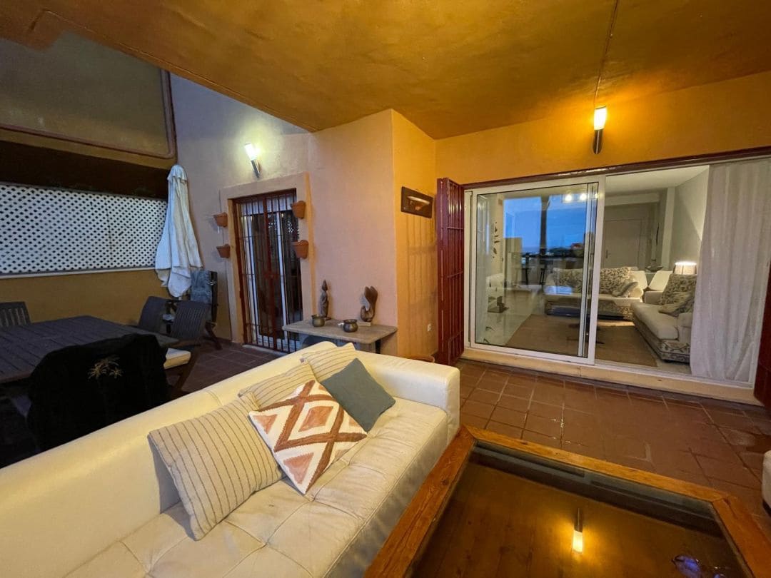 2 soveværelse Lejlighed til salg i Marbella med garage - € 345.000 (Ref: 9611938)