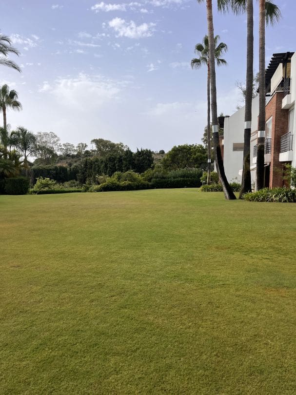 Piso de 2 habitaciones en New Golden Mile en venta con garaje - 340.000 € (Ref: 9611942)