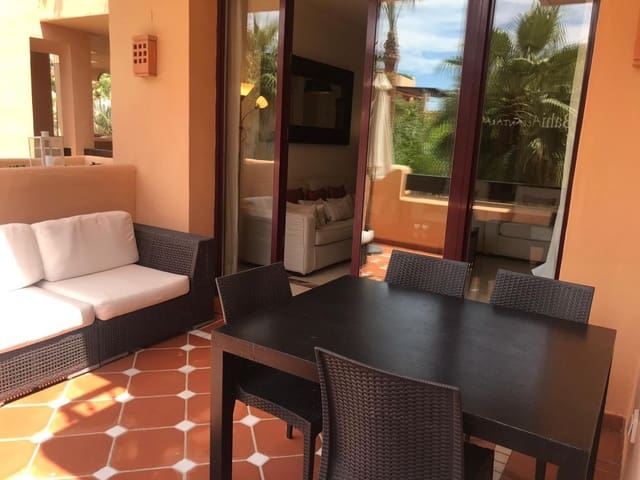 Piso de 2 habitaciones en Nueva Alcántara, Marbella en venta con garaje - 795.000 € (Ref: 9613119)