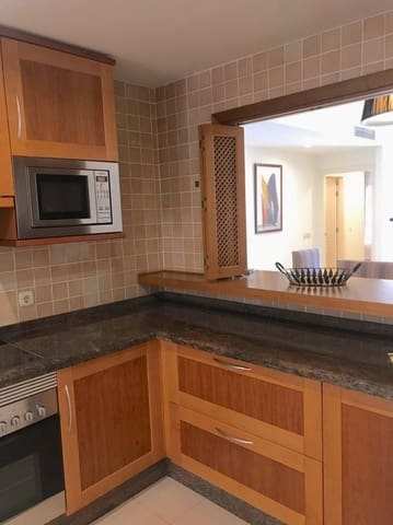 Piso de 2 habitaciones en Nueva Alcántara, Marbella en venta con garaje - 795.000 € (Ref: 9613119)