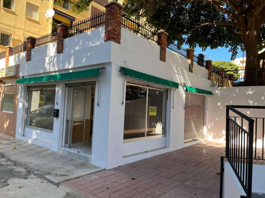 Kommersiell till salu i Marbella - 215 000 € (Ref: 9613120)