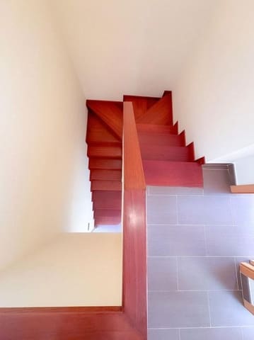 Piso de 3 habitaciones en La Concha - Resina Golf, Estepona en venta - 349.000 € (Ref: 9613121)