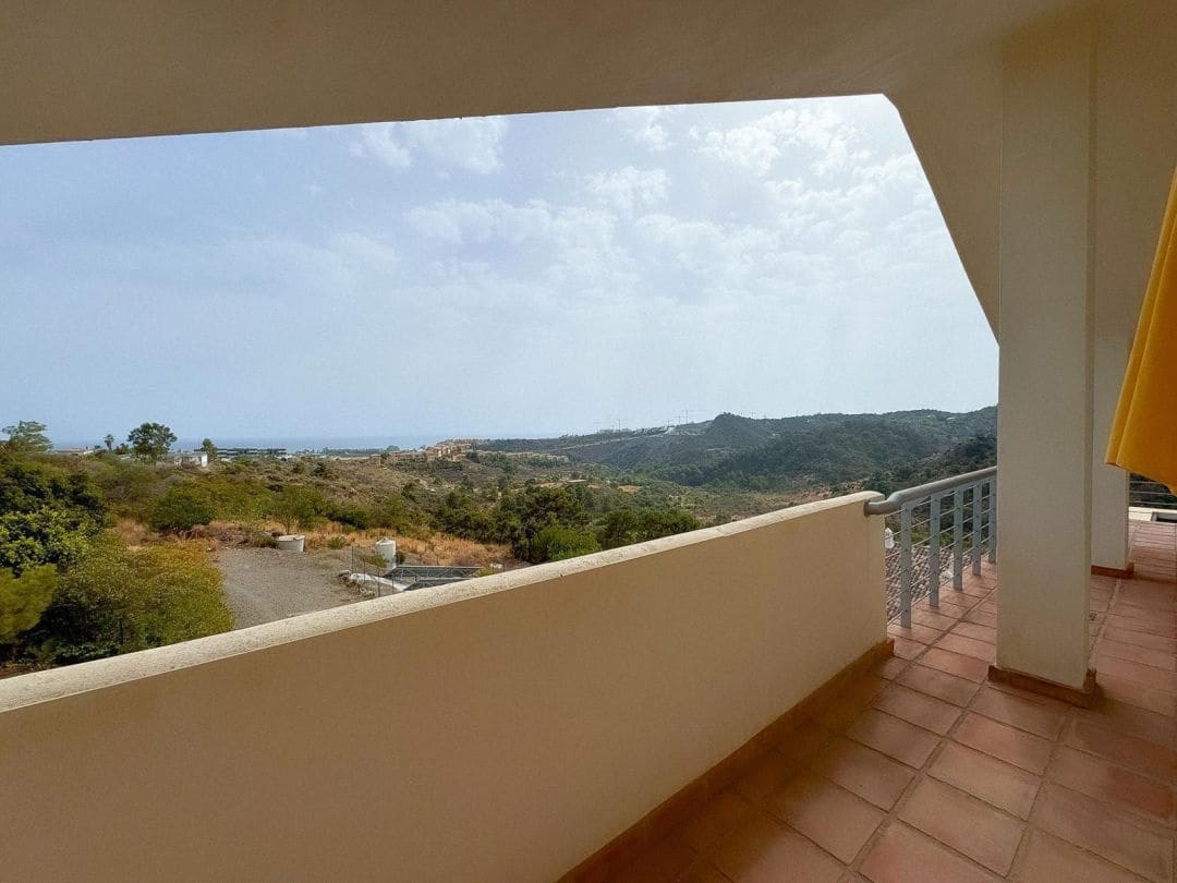 Piso de 3 habitaciones en New Golden Mile en venta - 349.000 € (Ref: 9613121)