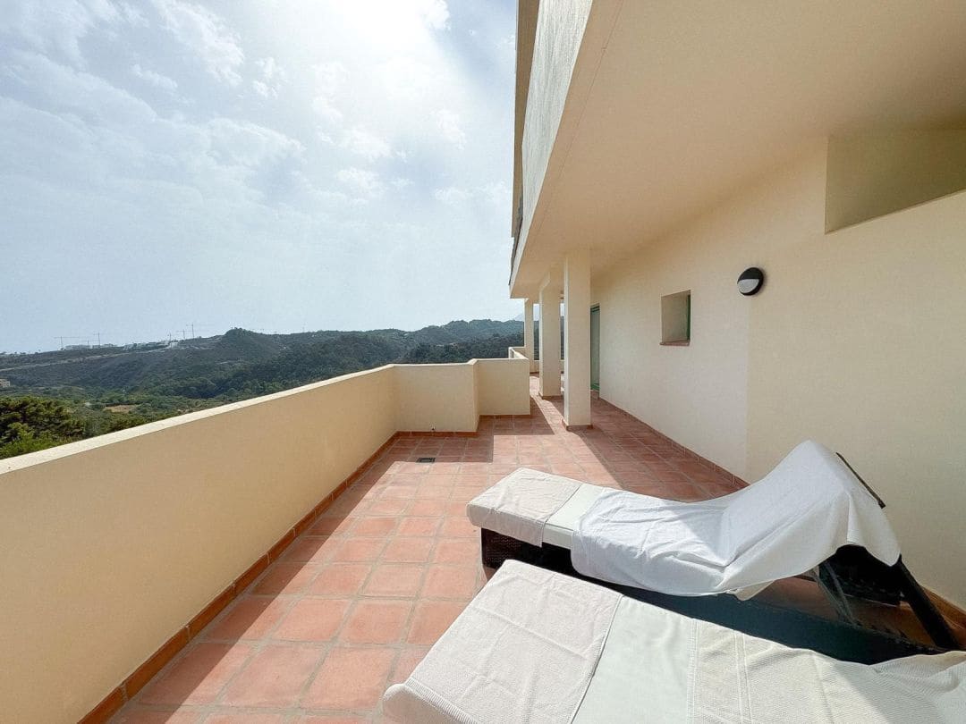 Piso de 3 habitaciones en New Golden Mile en venta - 349.000 € (Ref: 9613121)