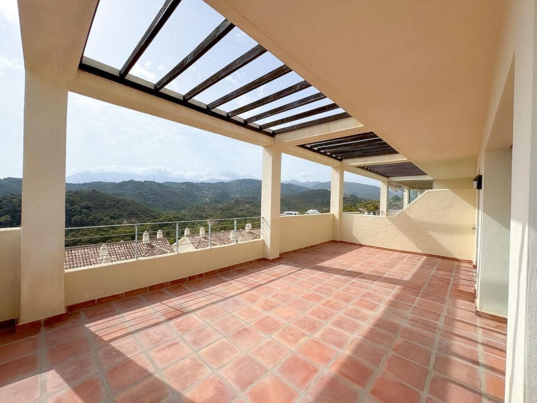 Piso de 3 habitaciones en New Golden Mile en venta - 349.000 € (Ref: 9613121)