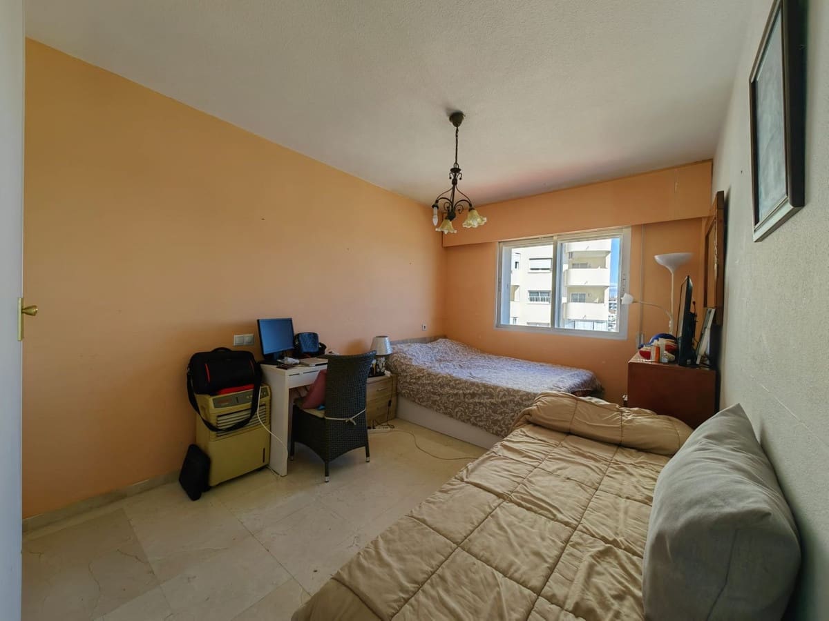 2 sovrum Lägenhet till salu i Estepona med pool - 511 000 € (Ref: 9613126)