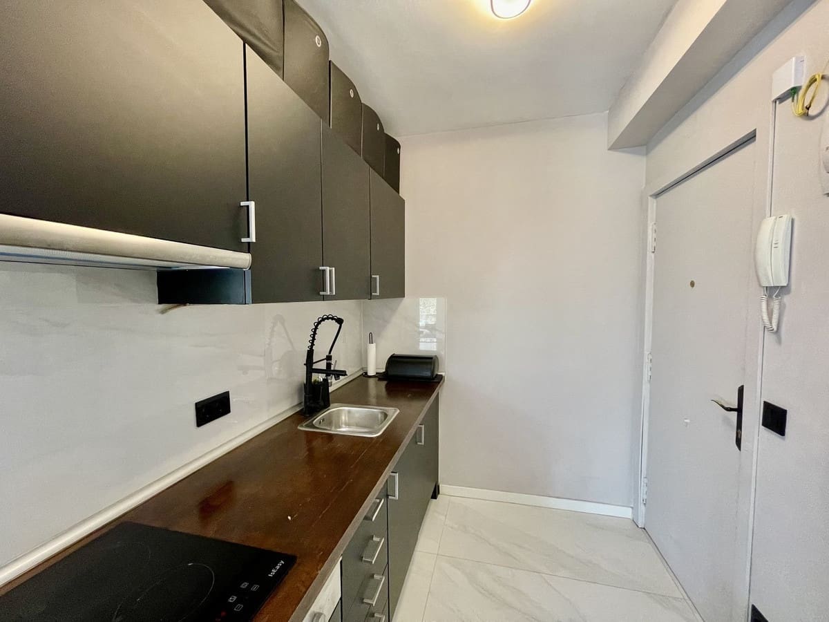 Mieszkanie na sprzedaż w Marbella z basenem garażem - 257 000 € (Ref: 9613129)