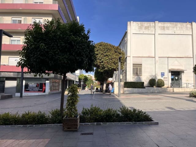 Kontor att hyra i Nueva Alcántara, Marbella - 1 200 € (Ref: 9613130)