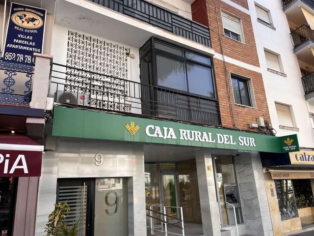 Kontor att hyra i Nueva Alcántara, Marbella - 1 200 € (Ref: 9613130)