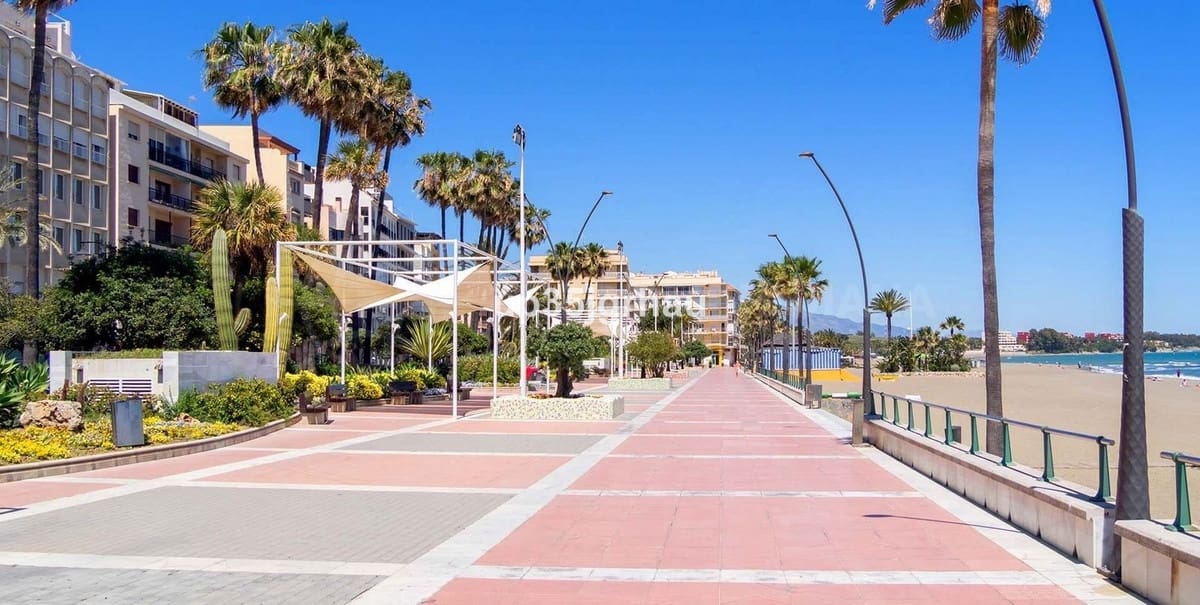 3 chambre Appartement à vendre à Estepona avec garage - 439 900 € (Ref: 9613131)