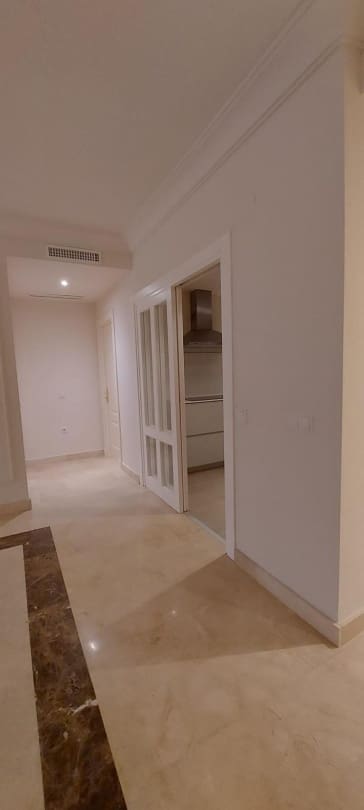 2 sypialnia Mieszkanie na sprzedaż w Marbella z garażem - 640 000 € (Ref: 9613133)