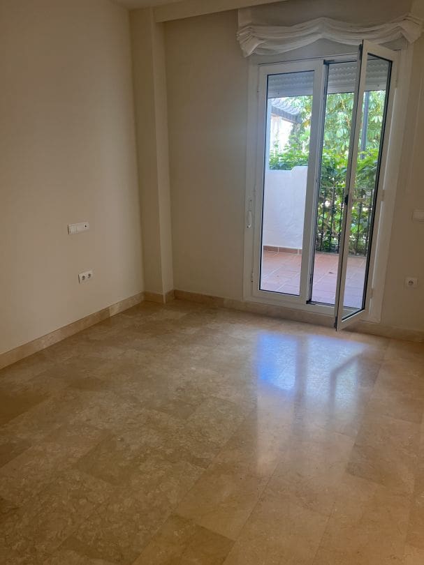 2 sypialnia Mieszkanie na sprzedaż w Marbella z garażem - 640 000 € (Ref: 9613133)