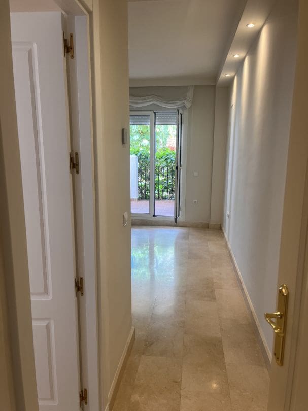 2 sypialnia Mieszkanie na sprzedaż w Marbella z garażem - 640 000 € (Ref: 9613133)