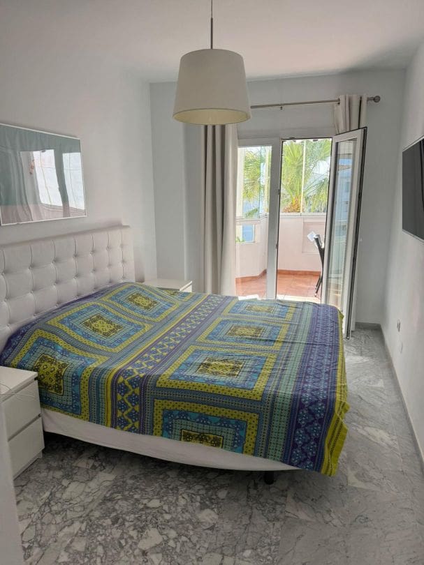 3 bedroom Flat for sale in Marbella - € 1,250,000 (Ref: 9613135)