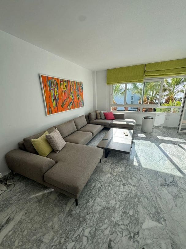 3 bedroom Flat for sale in Marbella - € 1,250,000 (Ref: 9613135)