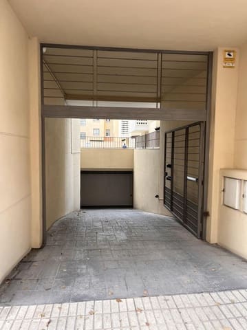 3 bedroom Flat for sale in Alhaurín de la Torre with garage - € 330,000 (Ref: 9613136)