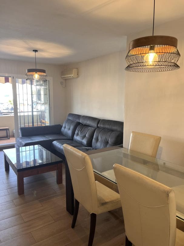 3 bedroom Flat for sale in Alhaurin de la Torre with garage - € 330,000 (Ref: 9613136)