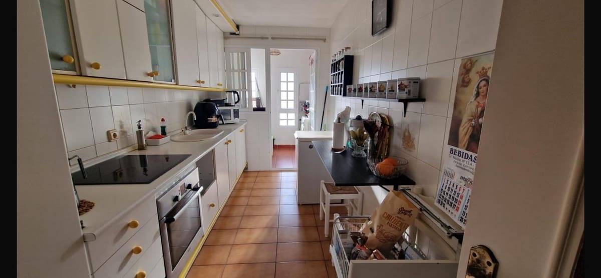 3 quarto Apartamento para venda em Estepona - 265 500 € (Ref: 9613137)